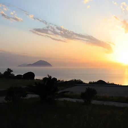 - Tramonto Sul Mare Villa Pollara